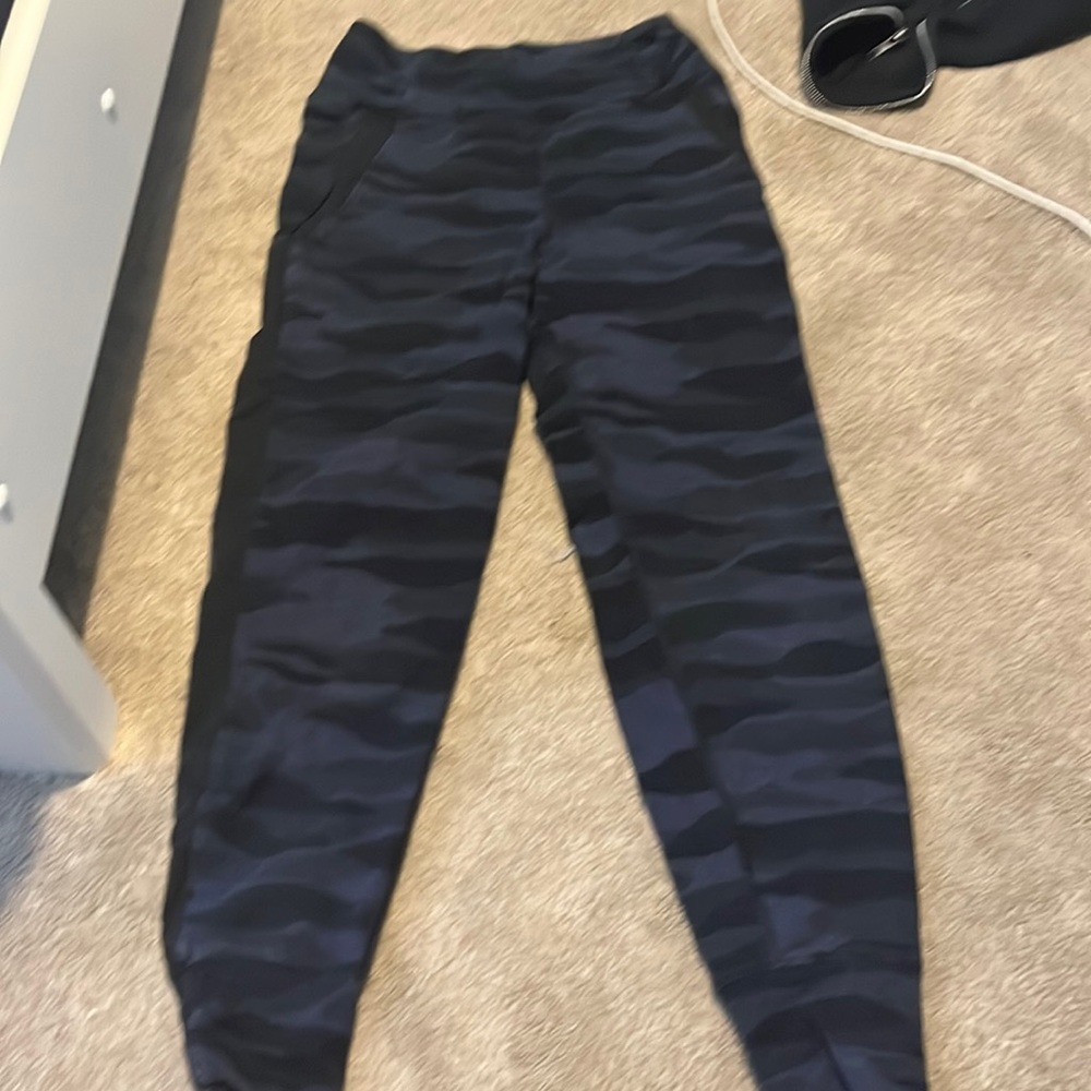 lululemon camo joggers